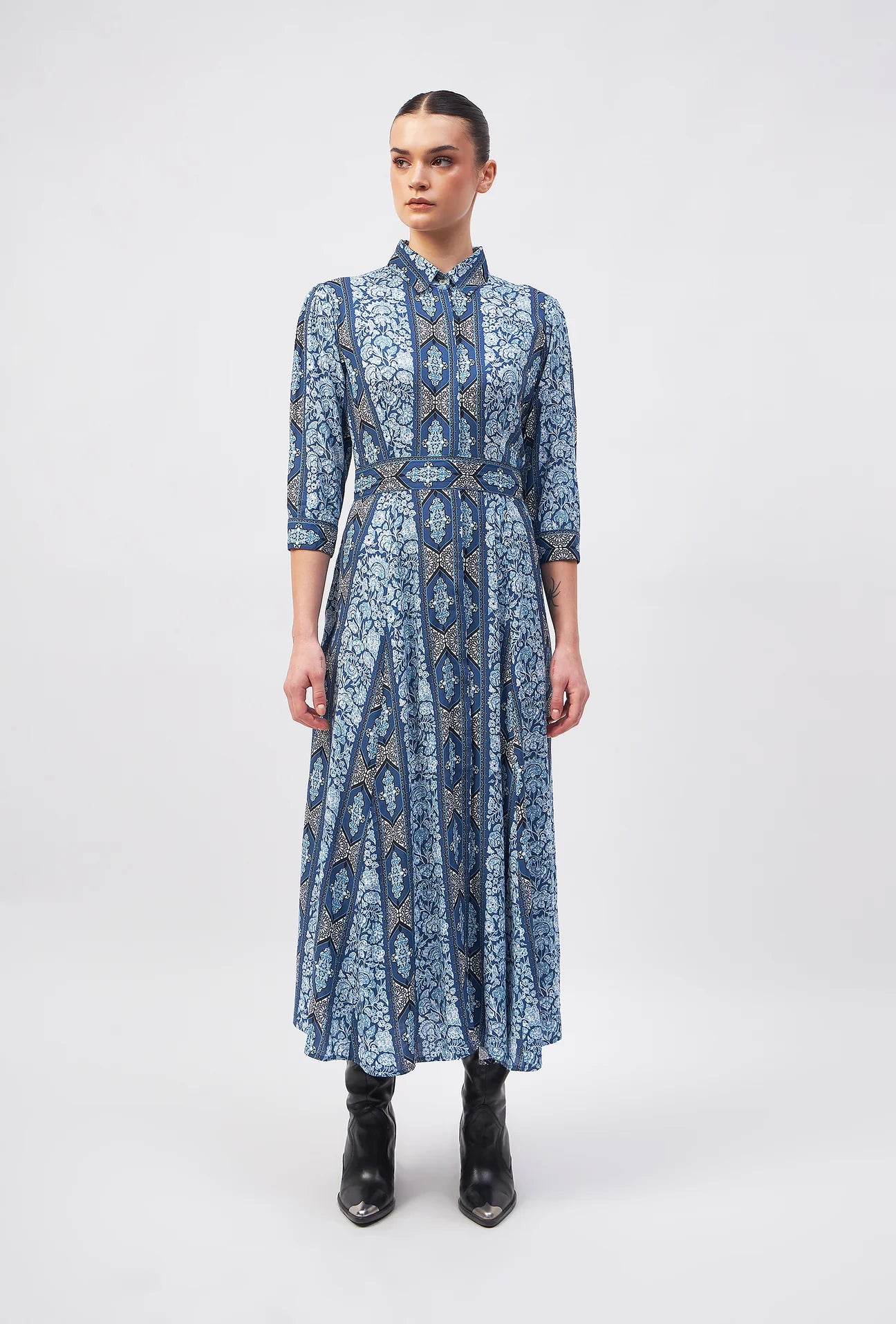 Beyond by Vera Emily Dress - Arabesque Blue