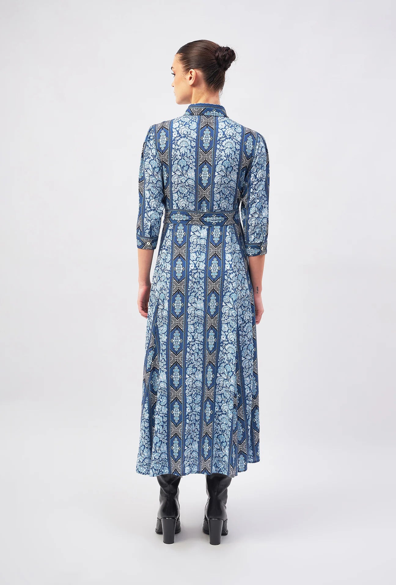 Beyond by Vera Emily Dress - Arabesque Blue