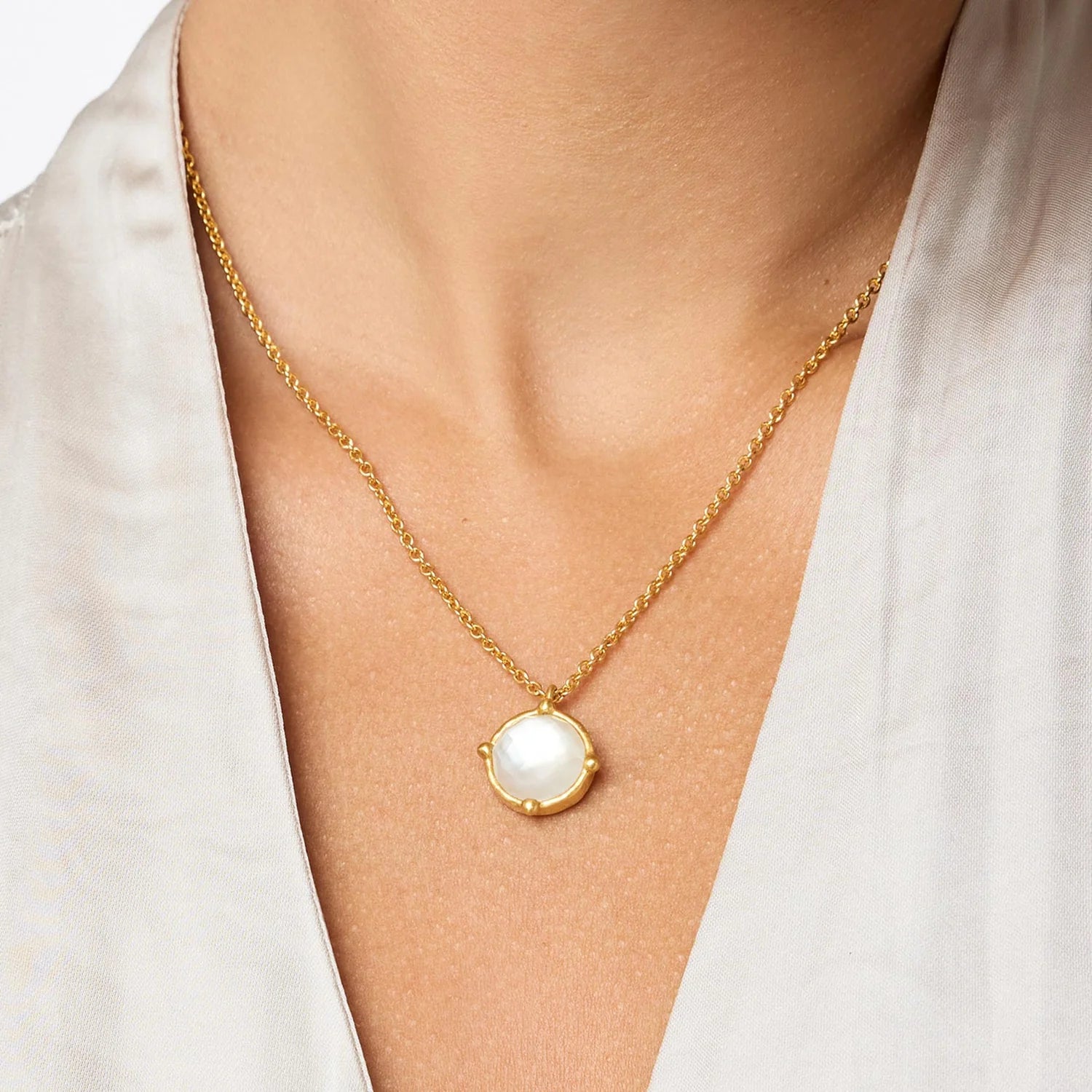 Julie Vos Honeybee Solitaire Necklace - Pearl - OS