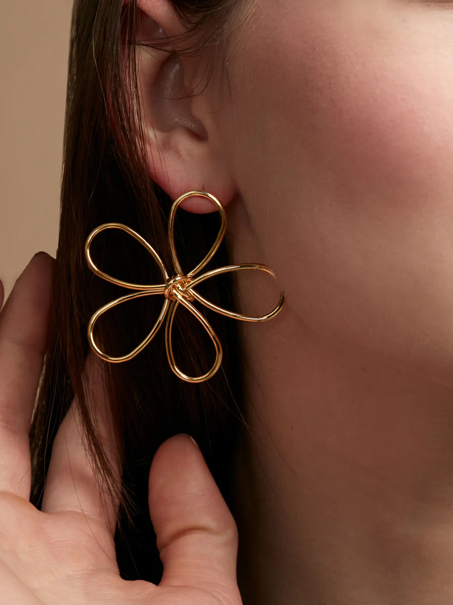 Metal Looping Flower Earring