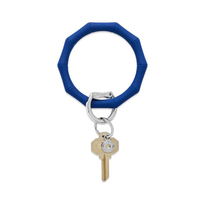 Oventure, The Original Bracelet Keychain, Silicone Big O Key Ring - Back in  Black at  Women's Clothing store